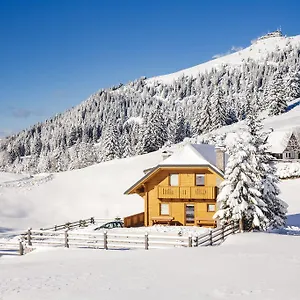  Alpesi faház Krvavec